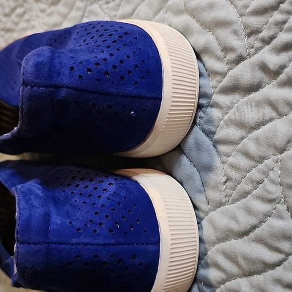 Naturalizer Size 10M Womens Suede Blue Slip On Shoes - Picture 6 of 16